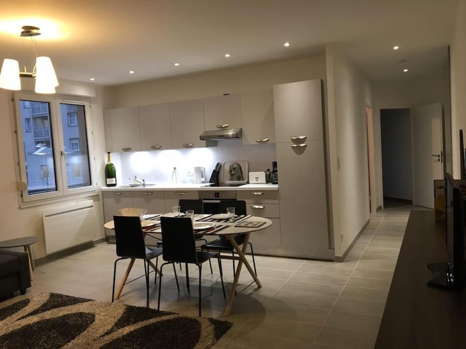 Comfortable, Cozy, Chill, Spacious, Near Cathedral Reims Buitenkant foto